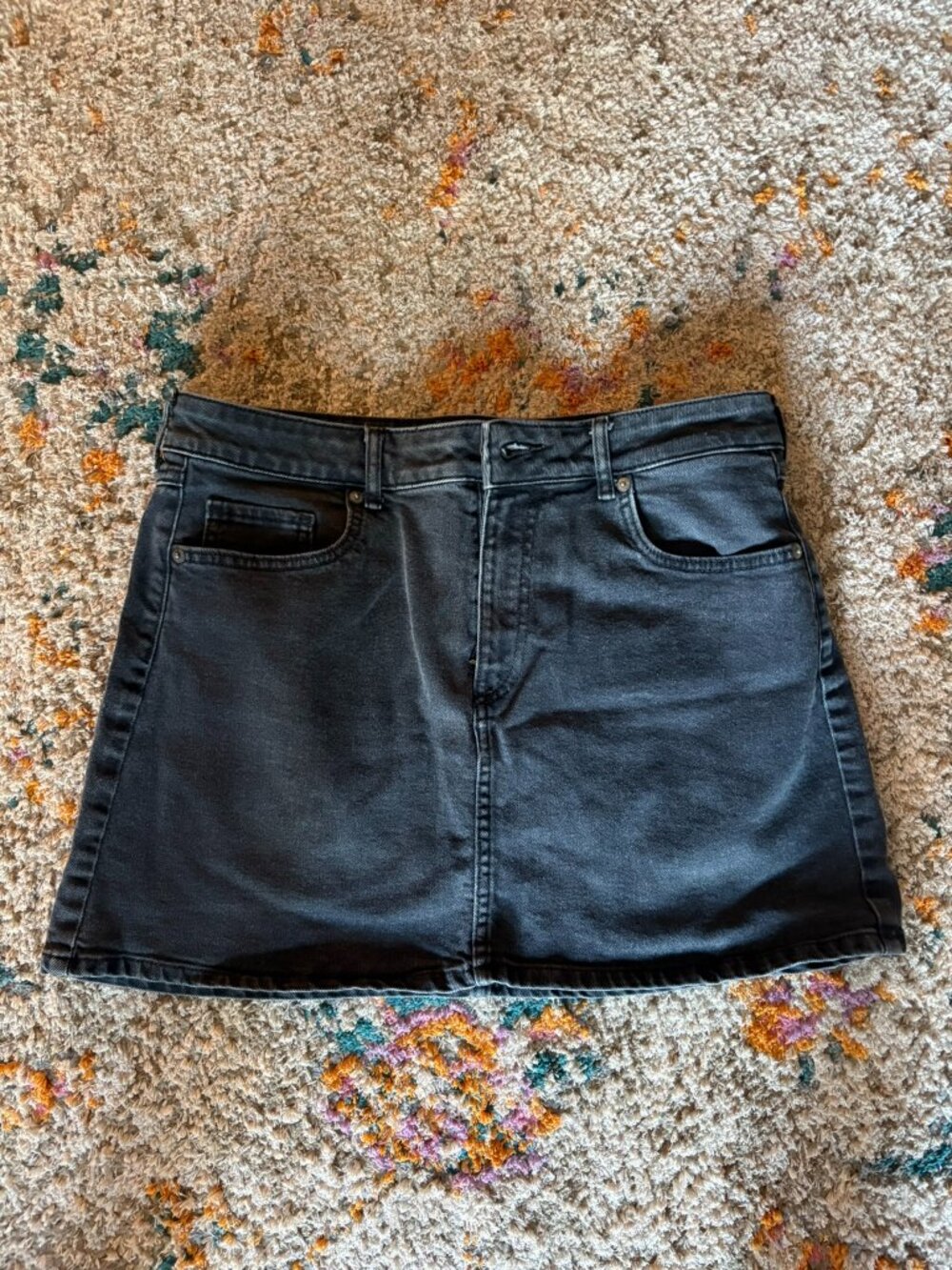 H&M Divided Classic Washed Black Denim Mini Skirt